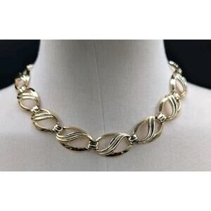 Gold Tone Choker/Necklace Statement Prom Christmas Wedding Vintage